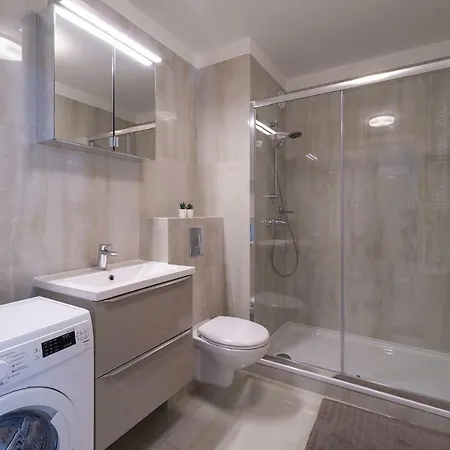 Waterlane Island - Old Town By Renters Prestige Apartment *